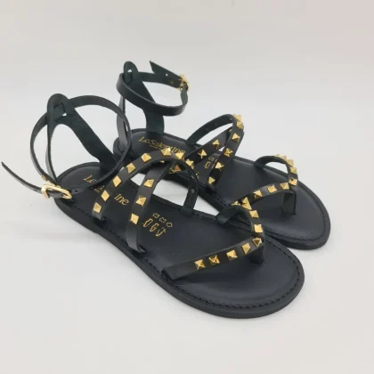 Le Salentine sandalo infradito donna nero con borchie oro