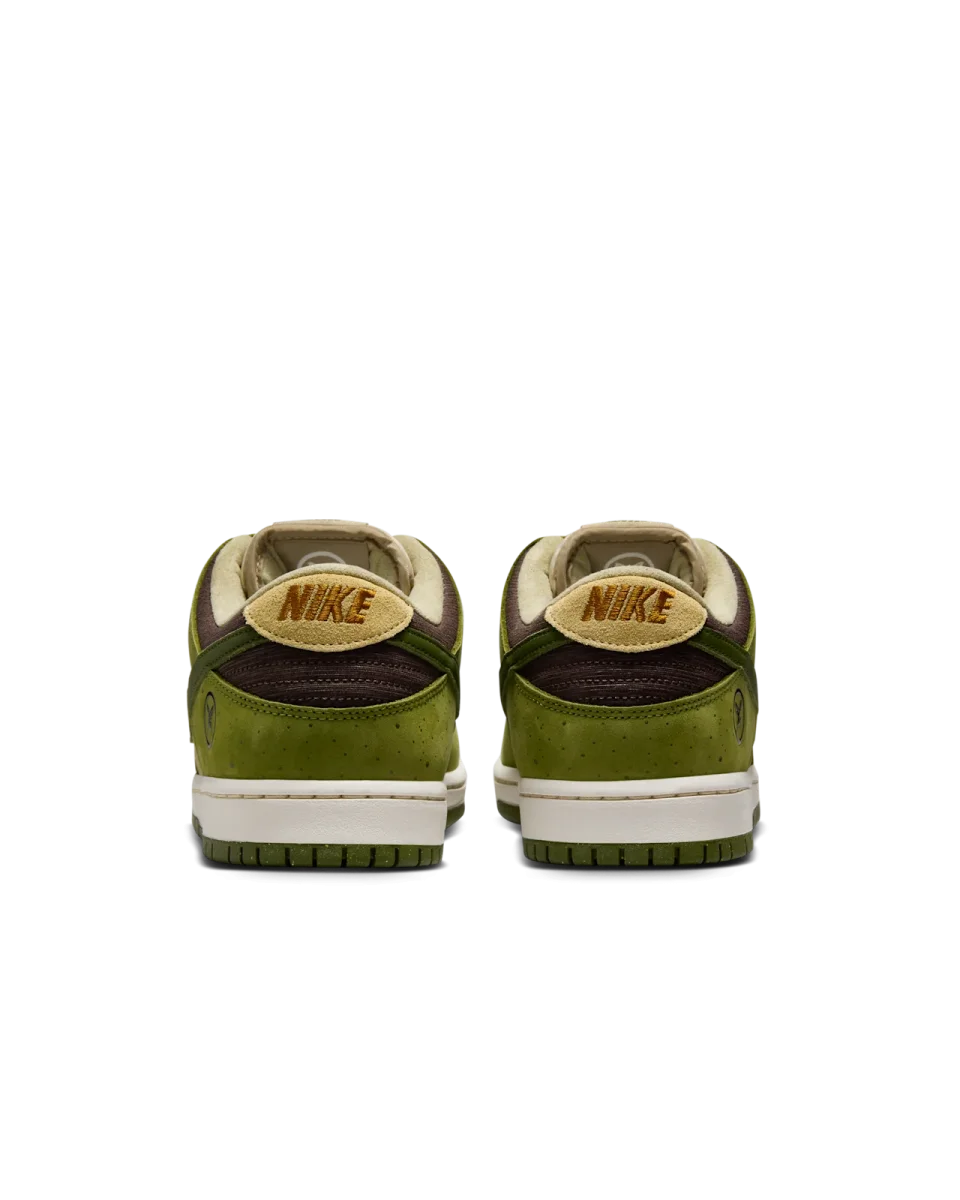 NIKE DUNK SB LOW YUTO HORIGOME ASPARAGUS - immagine 5