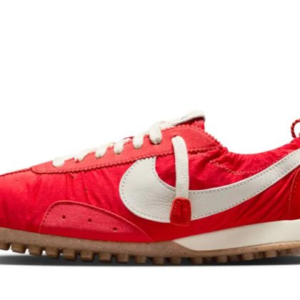 NIKE MOON SHOE SP JACQUEMUS UNIVERSITY RED (WOMEN'S)