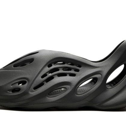 YEEZY FOAM RNNR CARBON